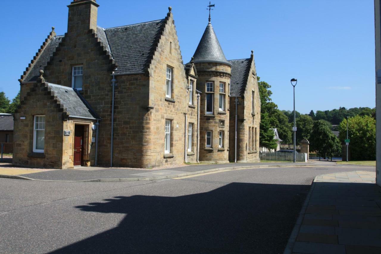 Riverside Apartment Inverness Exterior photo